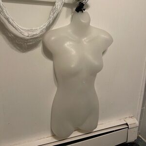 Half mannequin